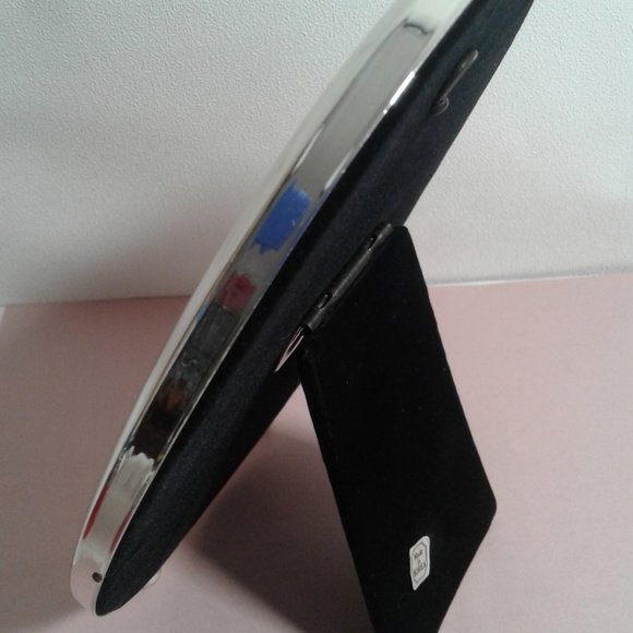 Silverplated 5 x 7 Ashton & Hayes Oval Picture Frame silver standing or wall NWO - Picture 9 of 9